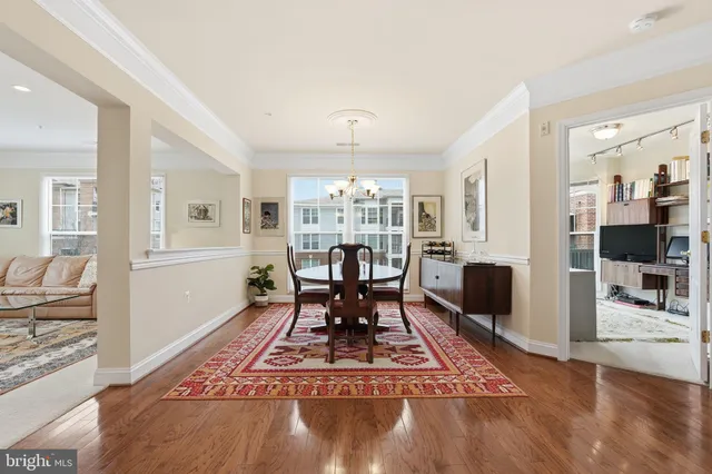 $599,000 | 2905 Saintsbury Plaza, Unit 312, Fairfax, VA 22031