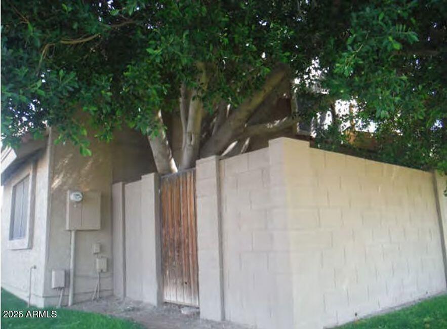 222 West Brown Road, Unit 1 Mesa, AZ 85201 - Photo 2 of 2 P1159VJ-1