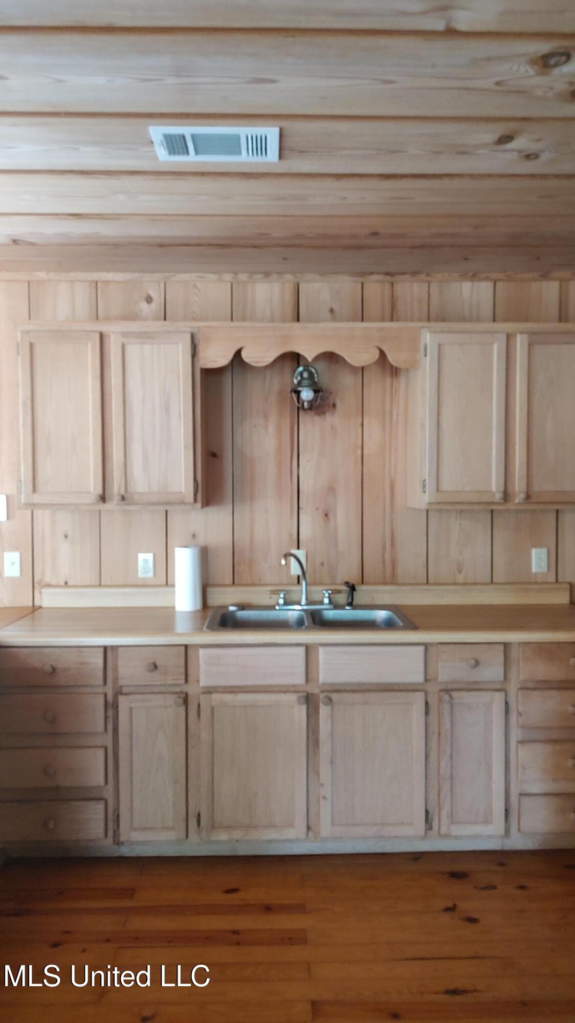 110 Rosenbaum Drive Poplarville, MS 39470 - Photo 20 of 39 Kitchen v2