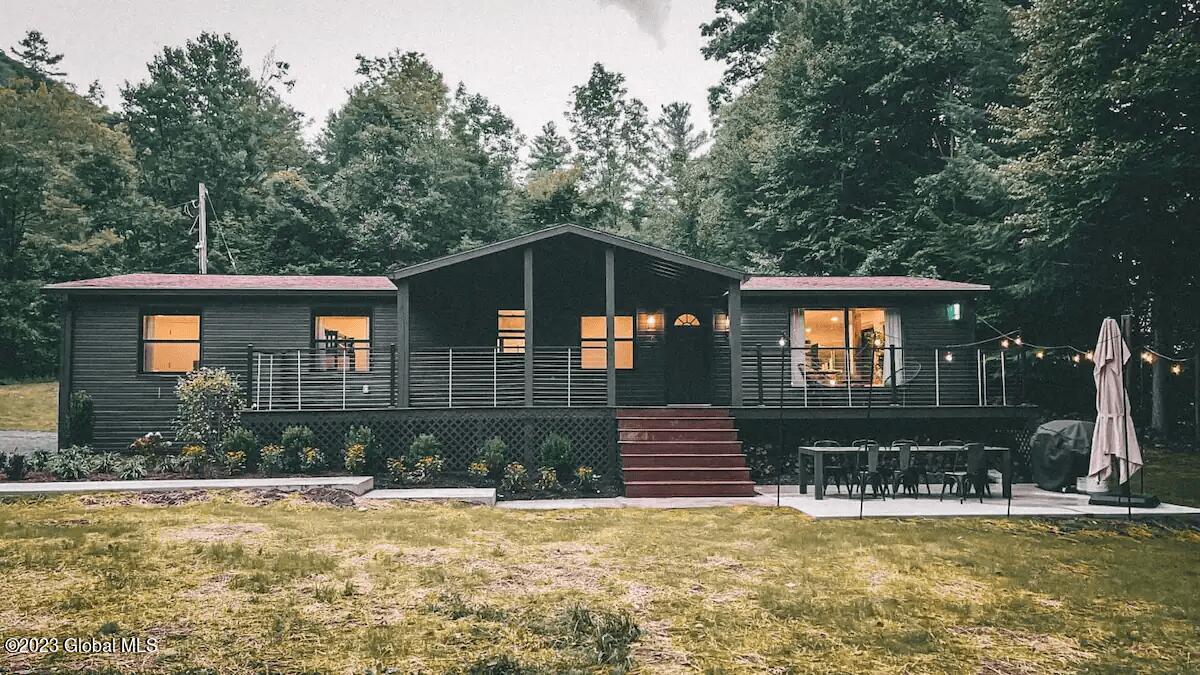 16 Moggre Road Shandaken, NY 12416 - Photo 1 of 21 57ce1c63-e3bc-4663-9fc4-d461354c7482