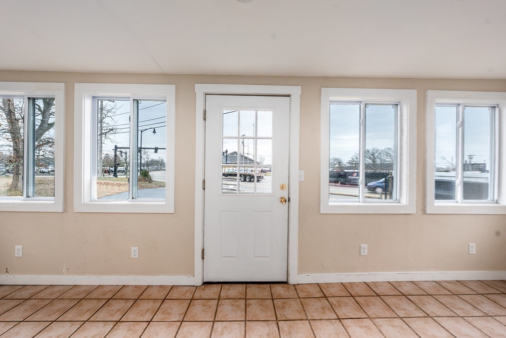 84 Bearses Way Barnstable, MA 02601 - Photo 24 of 36 Gallery Image 24