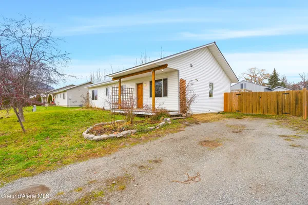 $440,500 | 71 Schissler Lane, Kootenai, ID 83864