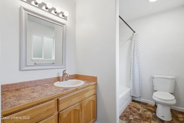 $465,000 | 71 Schissler Lane, Kootenai, ID 83864