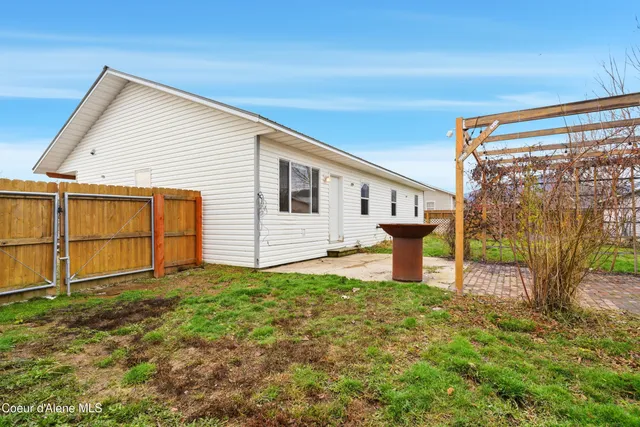 $465,000 | 71 Schissler Lane, Kootenai, ID 83864