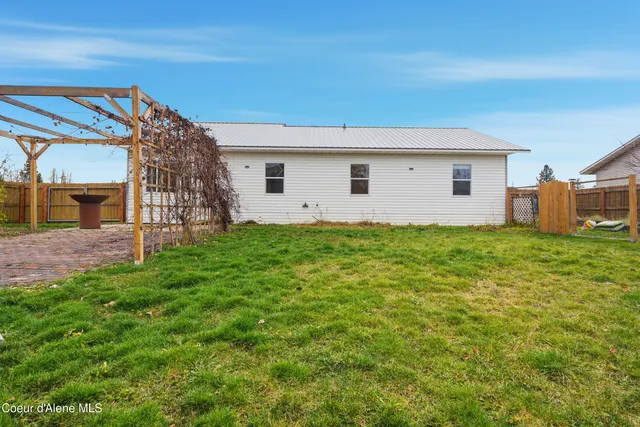 $465,000 | 71 Schissler Lane, Kootenai, ID 83864