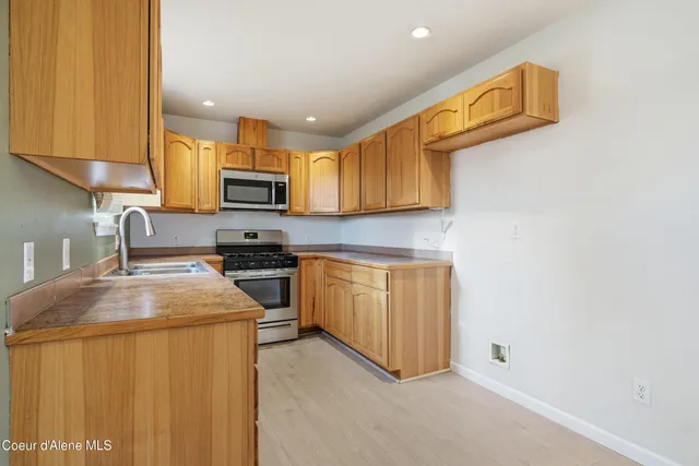 $465,000 | 71 Schissler Lane, Kootenai, ID 83864