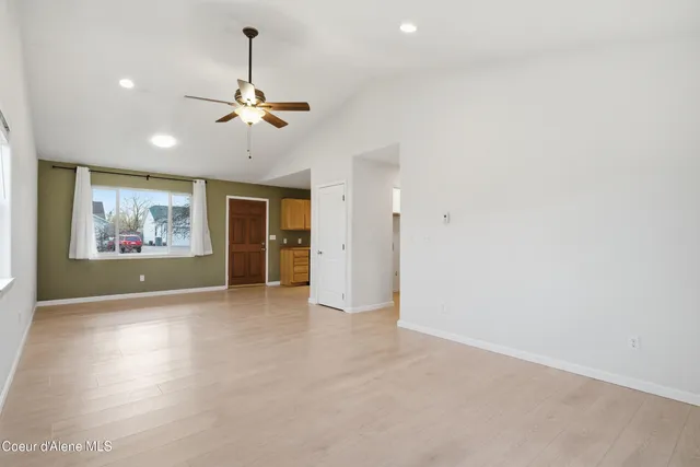 $465,000 | 71 Schissler Lane, Kootenai, ID 83864