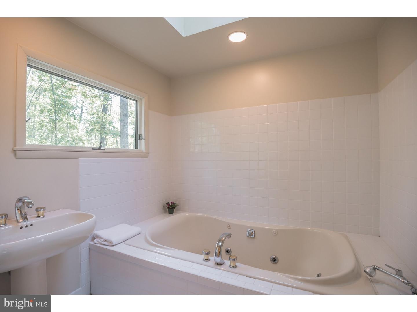 7 Piney Run Road Medford, NJ 08055 - Photo 22 of 32 Gallery Image 22