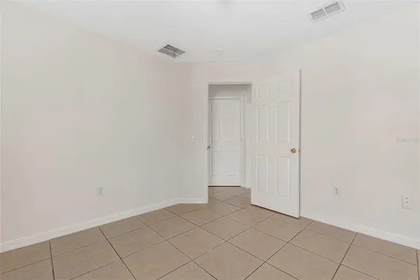 $2,500 | 123 Fox Loop, Davenport, FL 33837