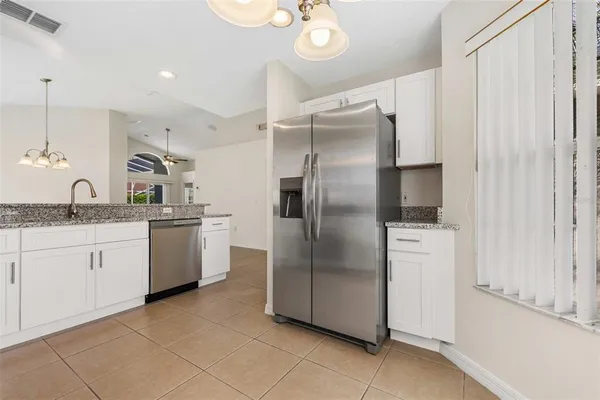 $2,500 | 123 Fox Loop, Davenport, FL 33837