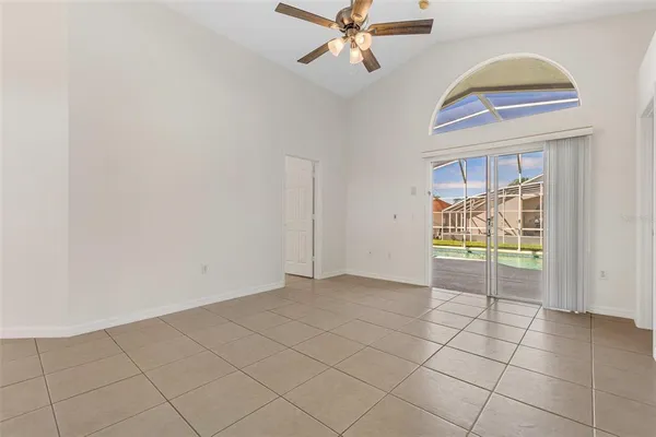 $2,500 | 123 Fox Loop, Davenport, FL 33837