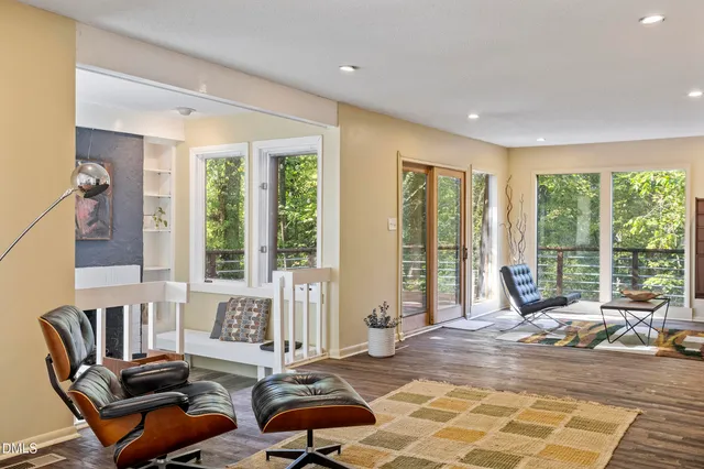 a view of an outdoor space with porch and furniture