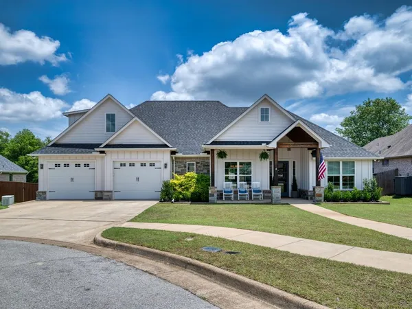 $579,888 | 7340 Shoal Creek Court, Tyler, TX 75703