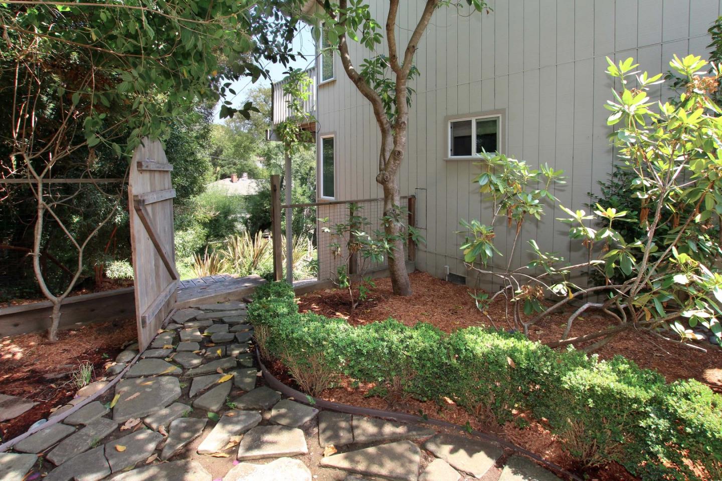 16 Ridge Lane Santa Cruz, CA 95060 - Photo 32 of 41 Gallery Image 32