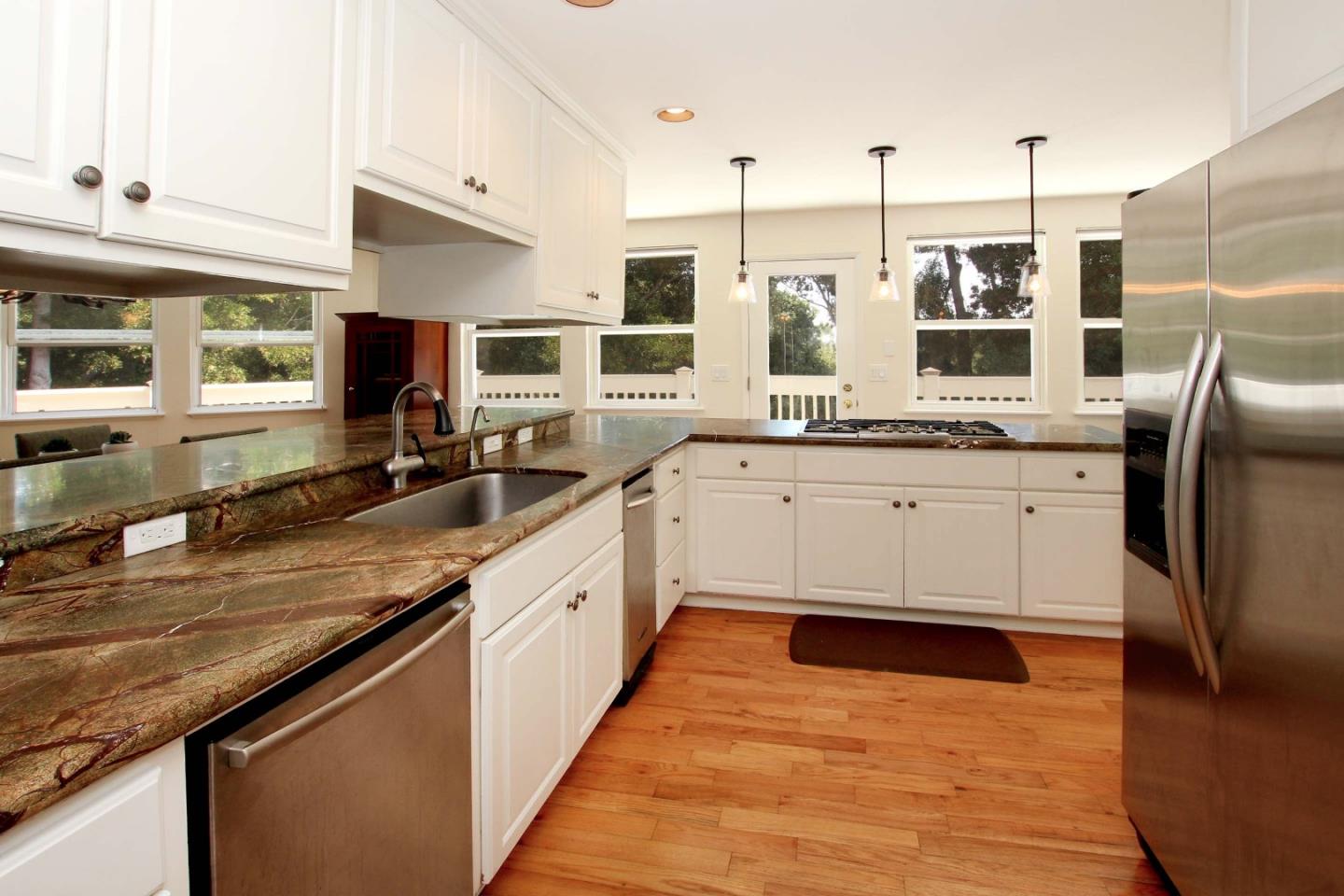 16 Ridge Lane Santa Cruz, CA 95060 - Photo 8 of 41 Gallery Image 8
