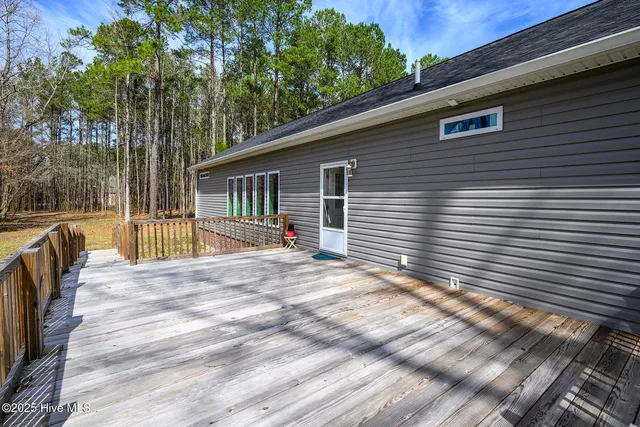 $400,000 | 279 Skippers Lane, New Bern, NC 28562