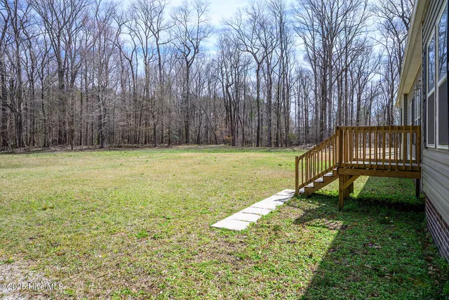 $400,000 | 279 Skippers Lane, New Bern, NC 28562