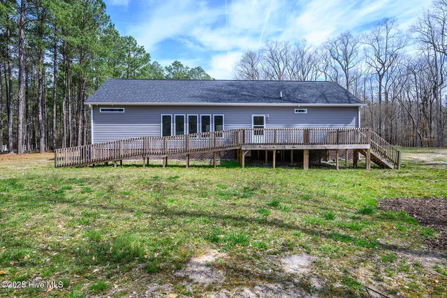 $400,000 | 279 Skippers Lane, New Bern, NC 28562