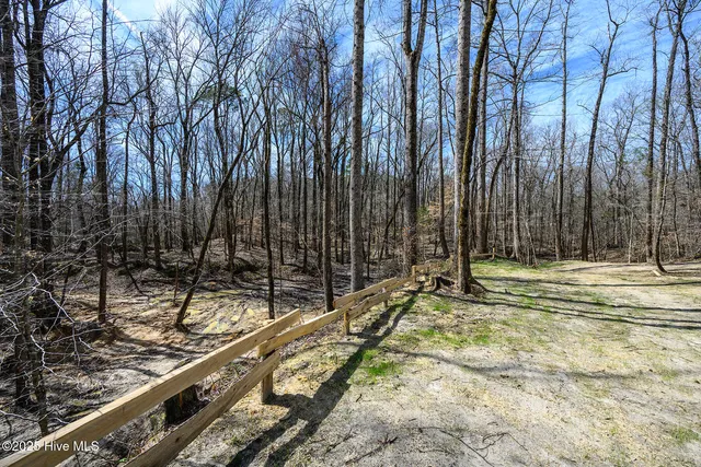 $400,000 | 279 Skippers Lane, New Bern, NC 28562