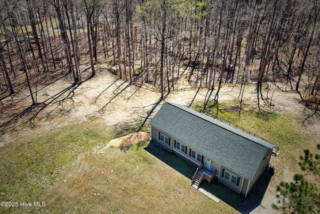 $400,000 | 279 Skippers Lane, New Bern, NC 28562