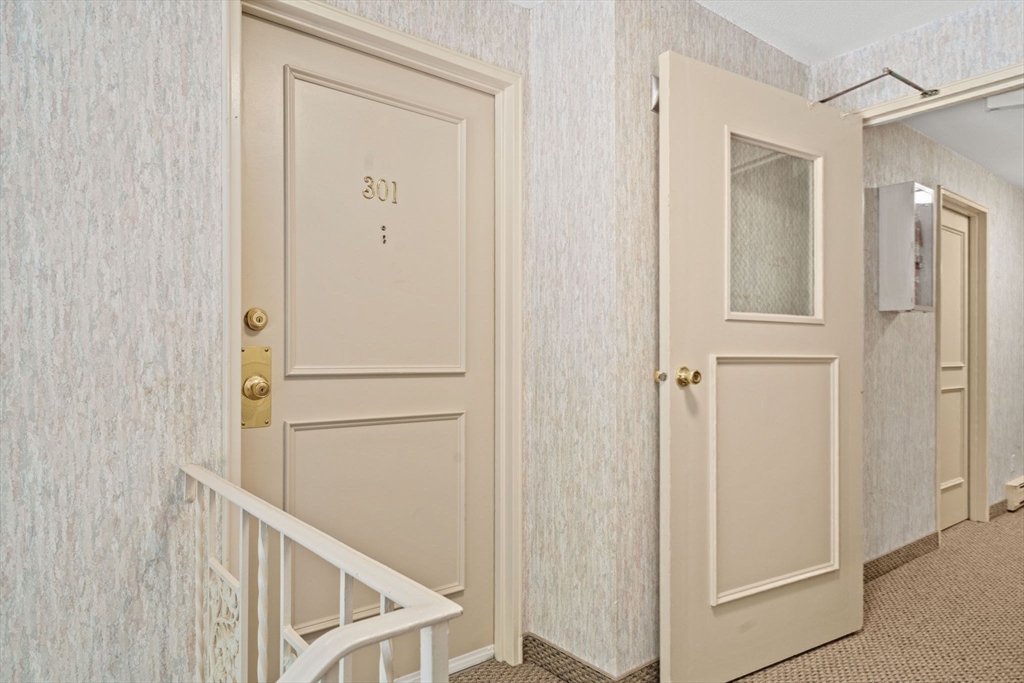 45 Macy Street, Unit 301C Amesbury, MA 01913 - Photo 14 of 20