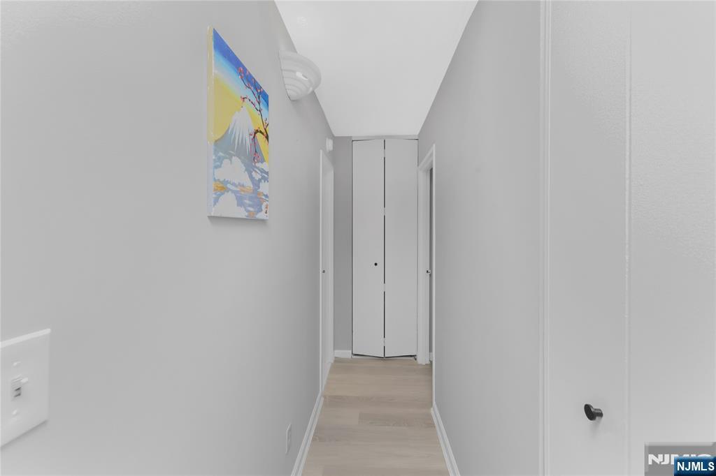 250 Gorge Road, Unit 21E Cliffside Park, NJ 07010 - Photo 13 of 50