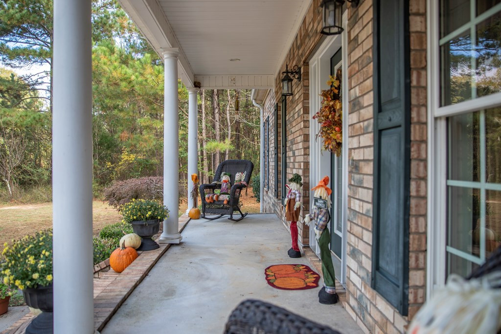 236 Country Club Road Edgefield, SC 29824 - Photo 6 of 46