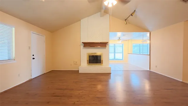 $1,600 | 2410 Goldspring Lane, Spring, TX 77373