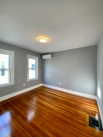 $3,600 | 11 Dudley Street, Unit 1, Cambridge, MA 02140