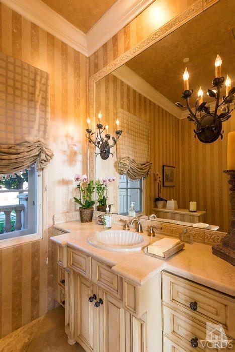 2300 White Stallion Road Thousand Oaks, CA 91361 - Photo 22 of 86 a bathroom with a sink double vanity and a mirror