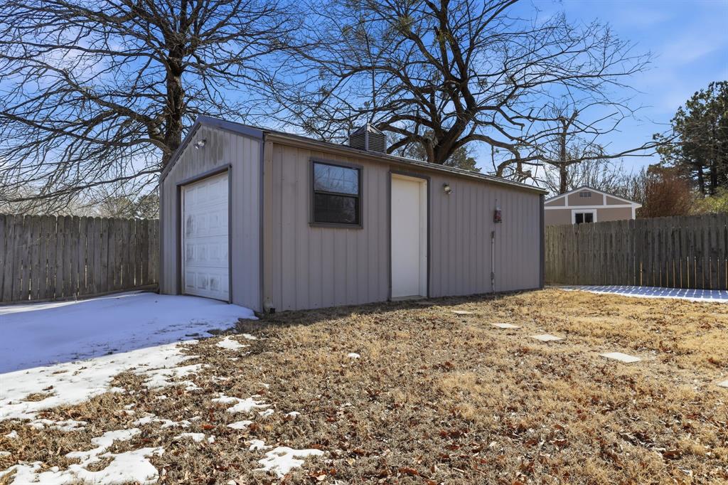 1050 Post Oak Lane Reno, TX 75462 - Photo 23 of 25