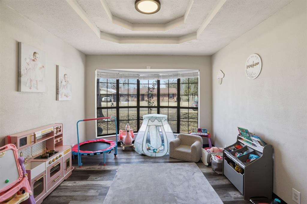 1050 Post Oak Lane Reno, TX 75462 - Photo 10 of 25