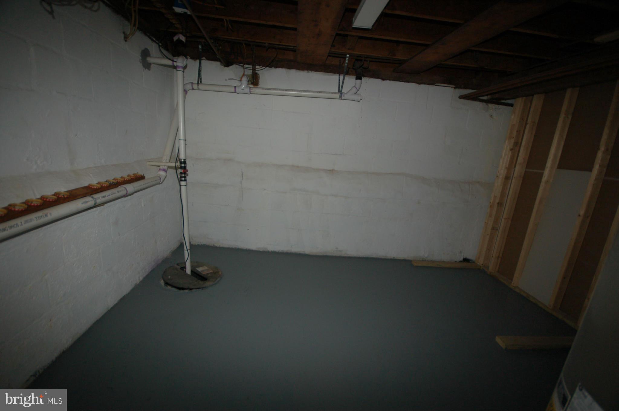 320 Cresswell Road Baltimore, MD 21225 - Photo 16 of 20 Basement