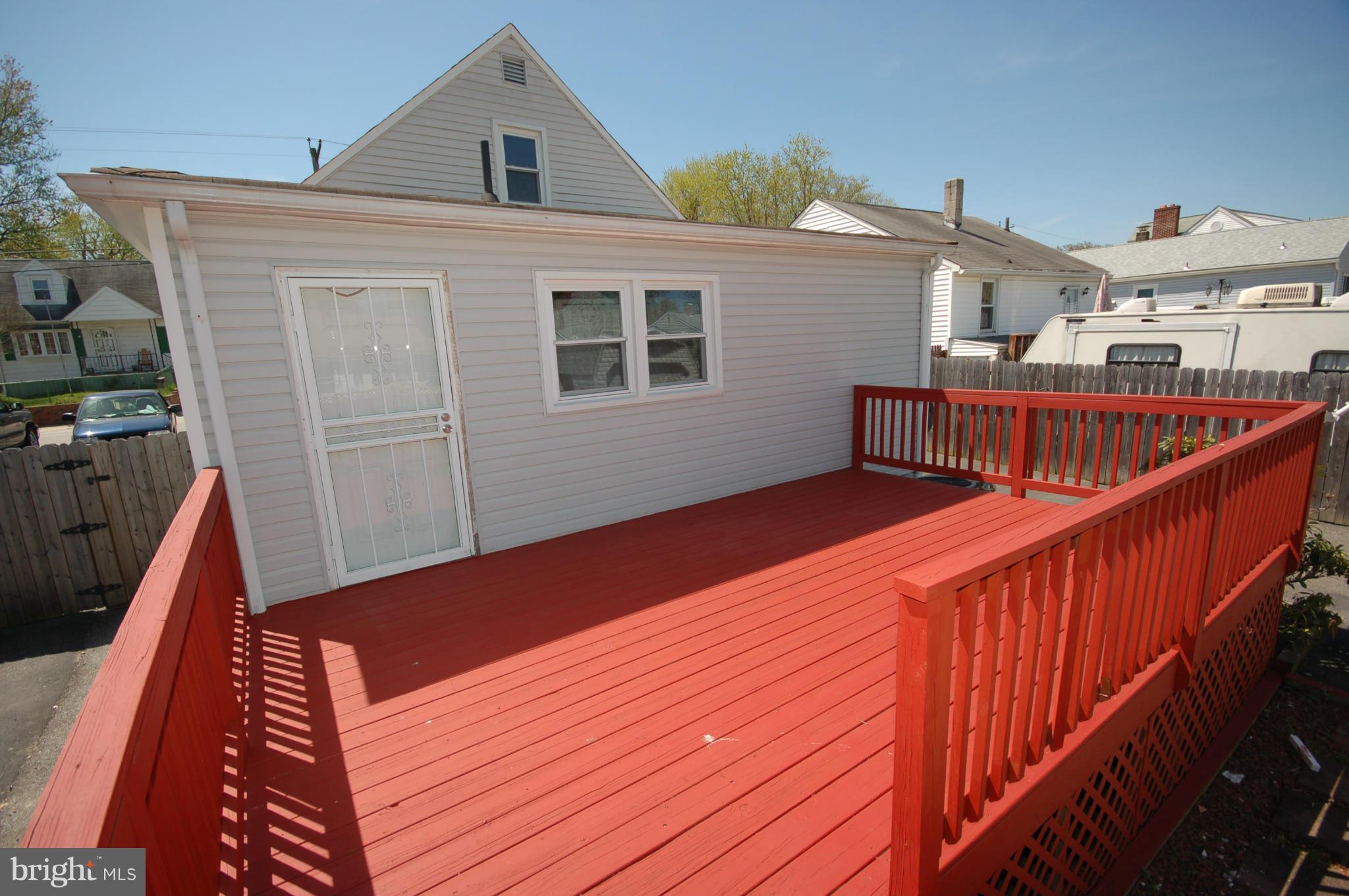 320 Cresswell Road Baltimore, MD 21225 - Photo 4 of 20 Exterior (Rear)