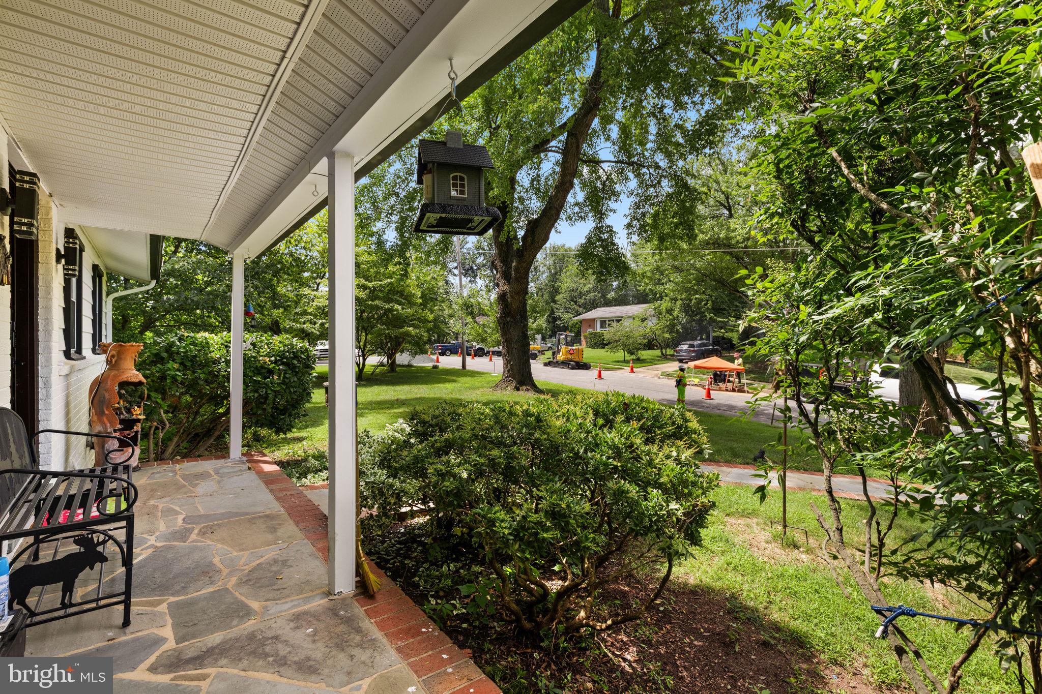 4951 Roslyn Road Annandale, VA 22003 - Photo 9 of 33 Gallery Image 9