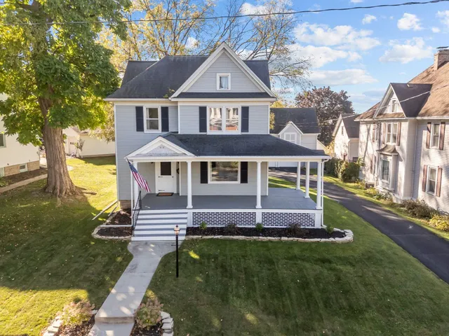 $329,900 | 315 East Jackson Street, Ripon, WI 54971