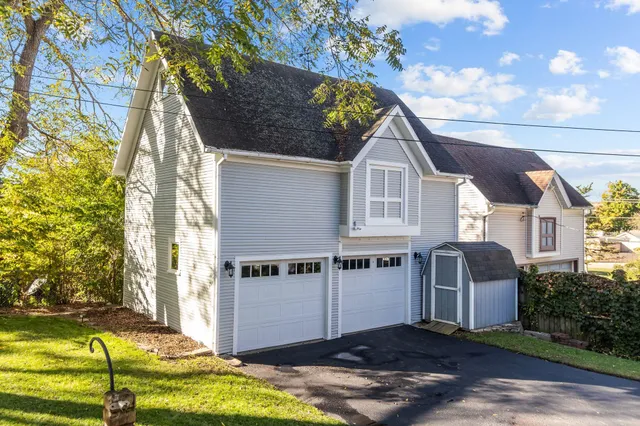 $329,900 | 315 East Jackson Street, Ripon, WI 54971