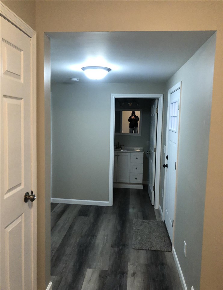 9412 West Stanley Road Flushing, MI 48433 - Photo 18 of 40 50066831-17.JPG