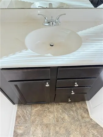 a close view of a bathtub in a bathroom