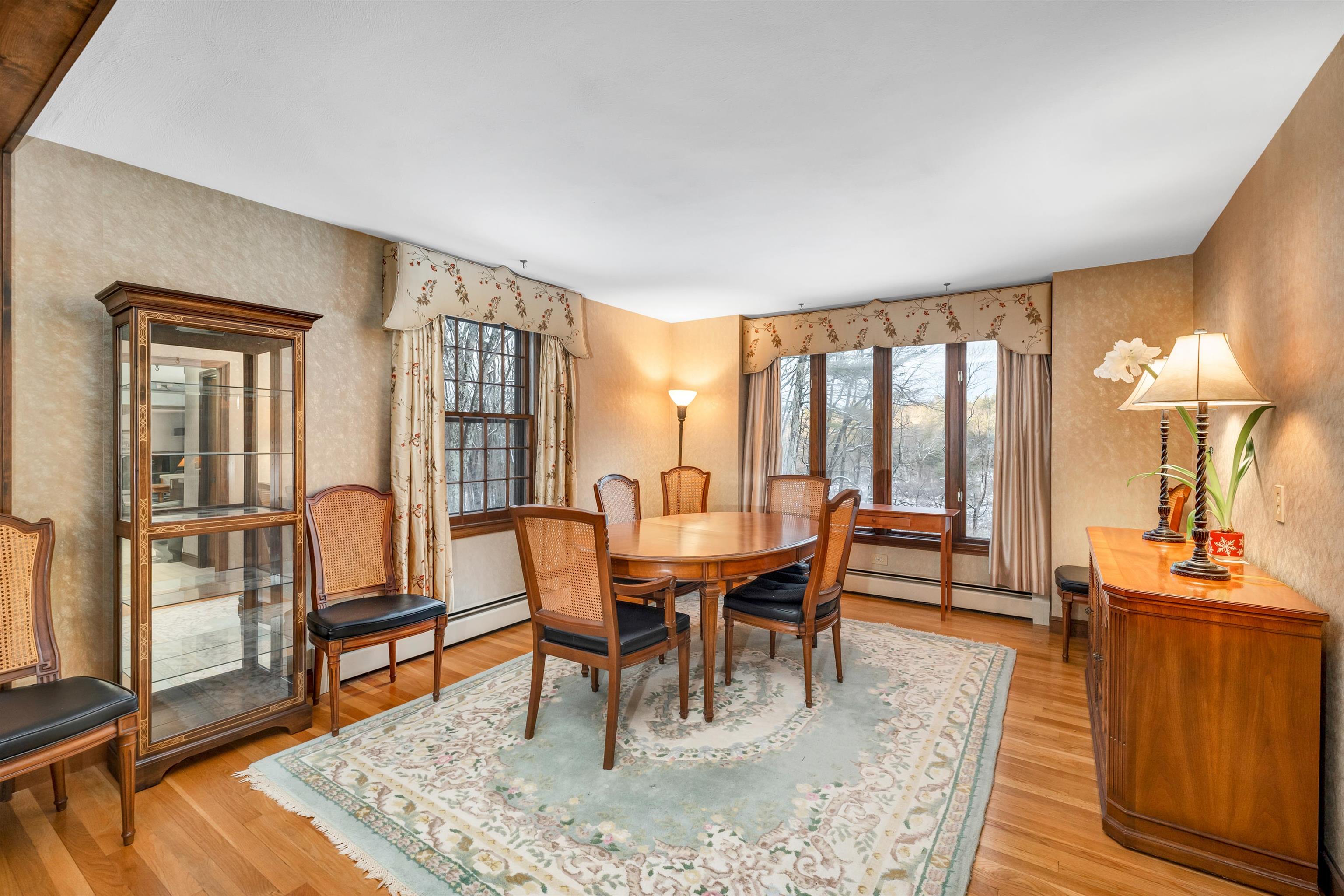 8 Kiowa Road Salem, NH 03079 - Photo 11 of 40