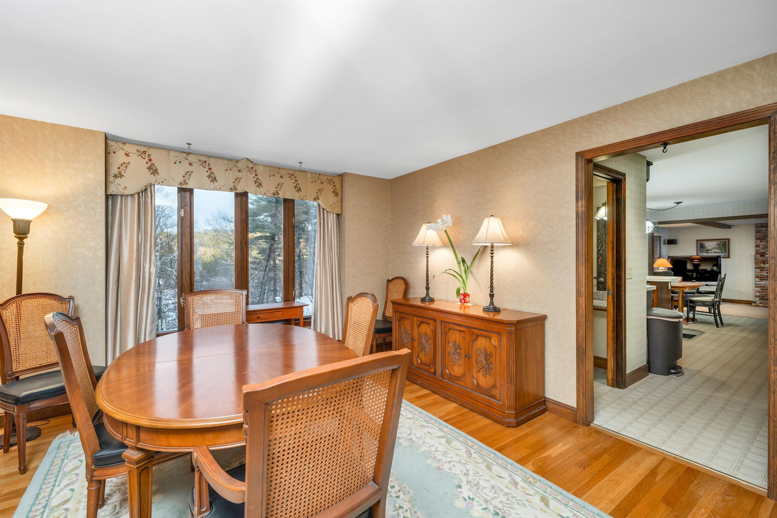 8 Kiowa Road Salem, NH 03079 - Photo 13 of 40