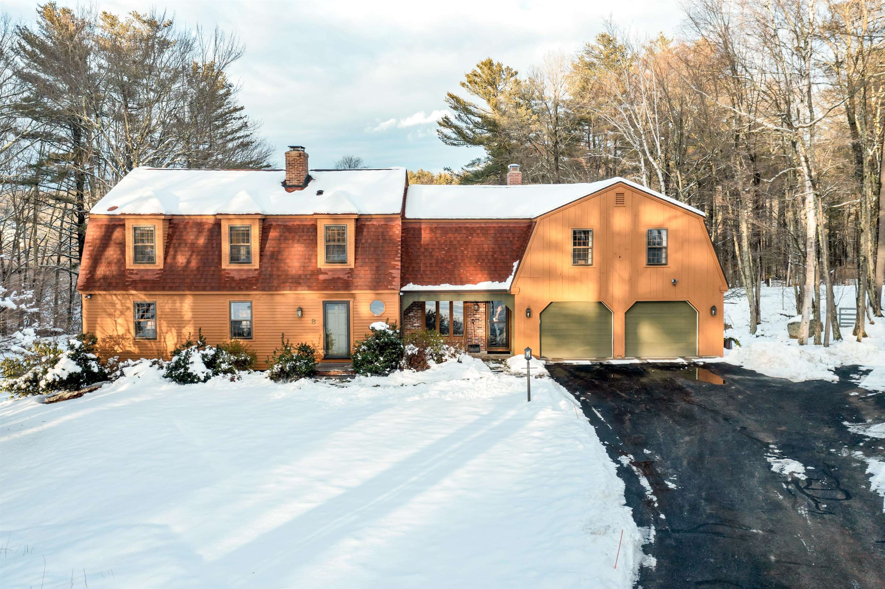 8 Kiowa Road Salem, NH 03079 - Photo 2 of 40