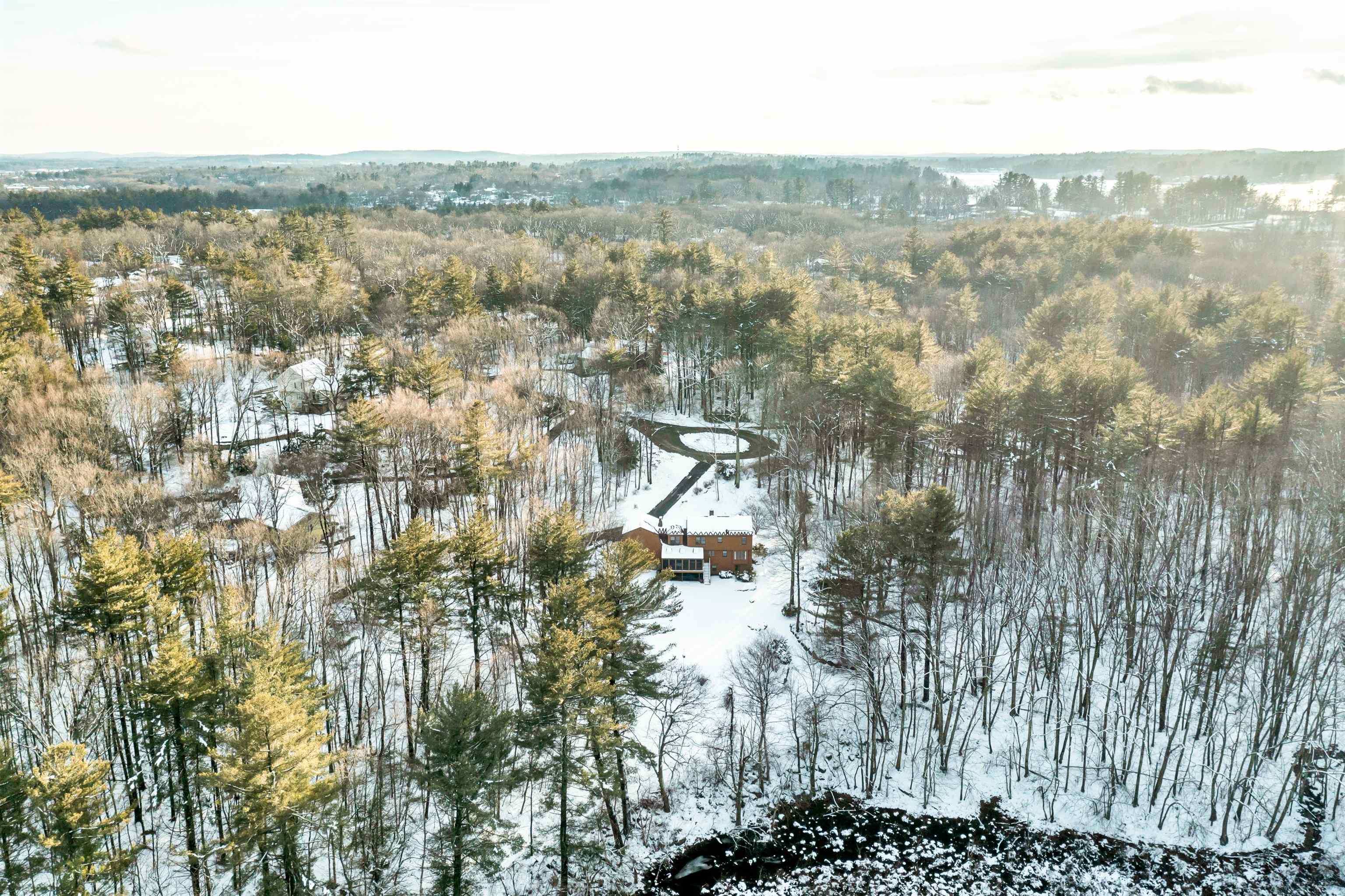 8 Kiowa Road Salem, NH 03079 - Photo 6 of 40