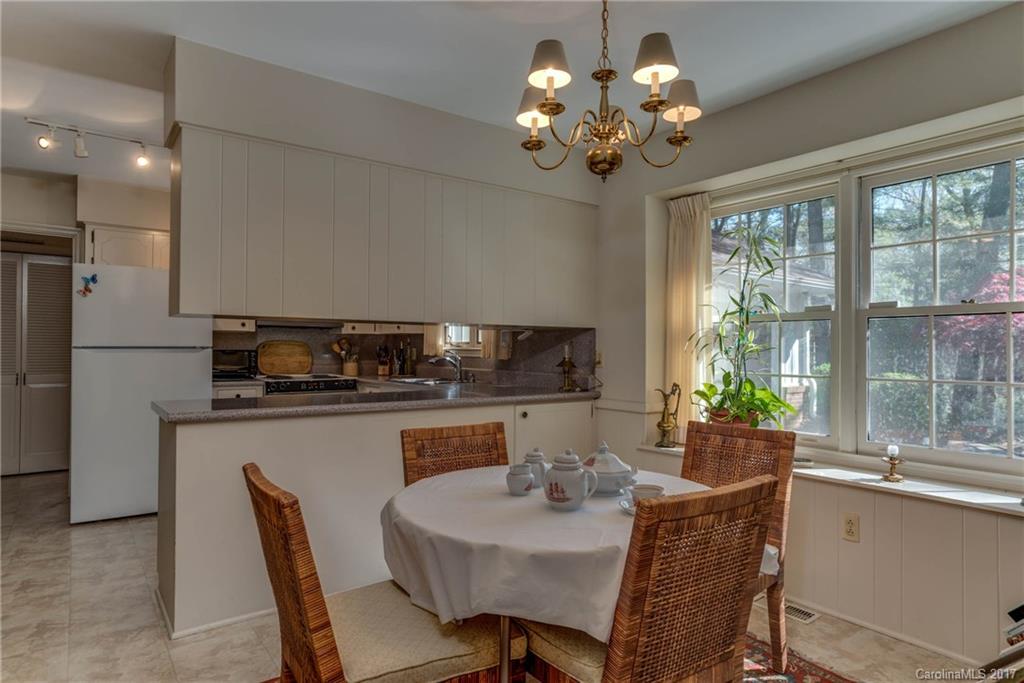 1401 Butter Street Landrum, SC 29356 - Photo 4 of 22 Gallery Image 4
