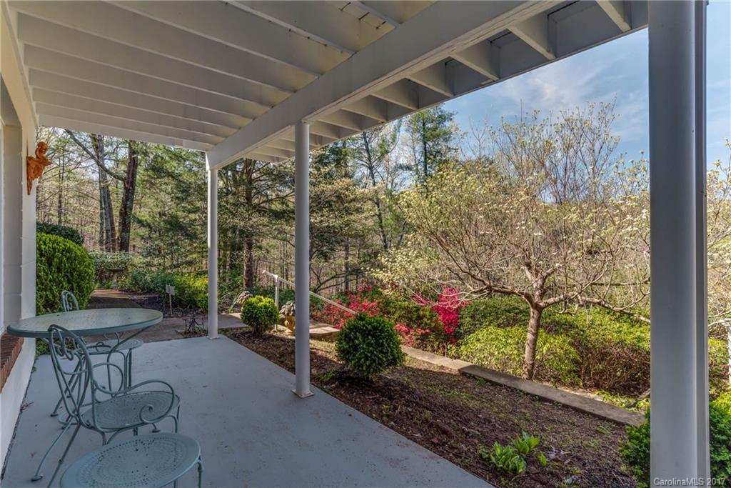 1401 Butter Street Landrum, SC 29356 - Photo 10 of 22 Gallery Image 10