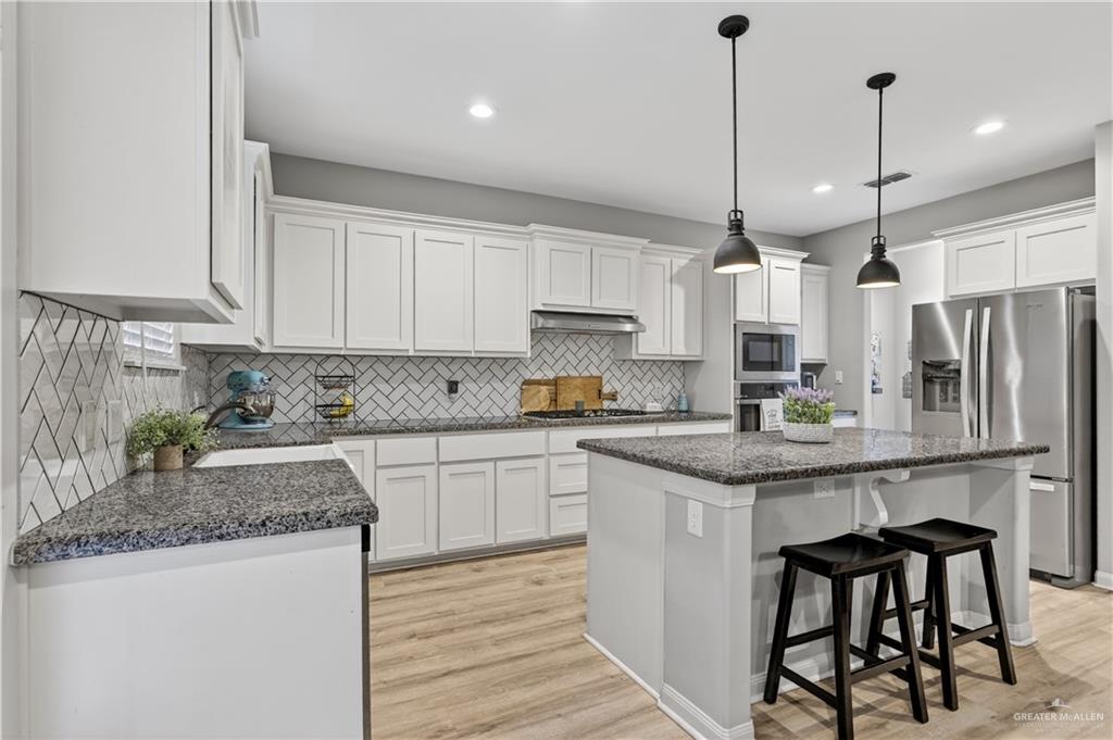 6313 Cascada Bnd Road McAllen, TX 78504 - Photo 9 of 28