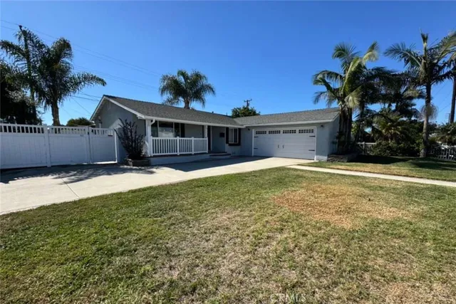 $4,700 | 5352 Edinger Avenue, Huntington Beach, CA 92649