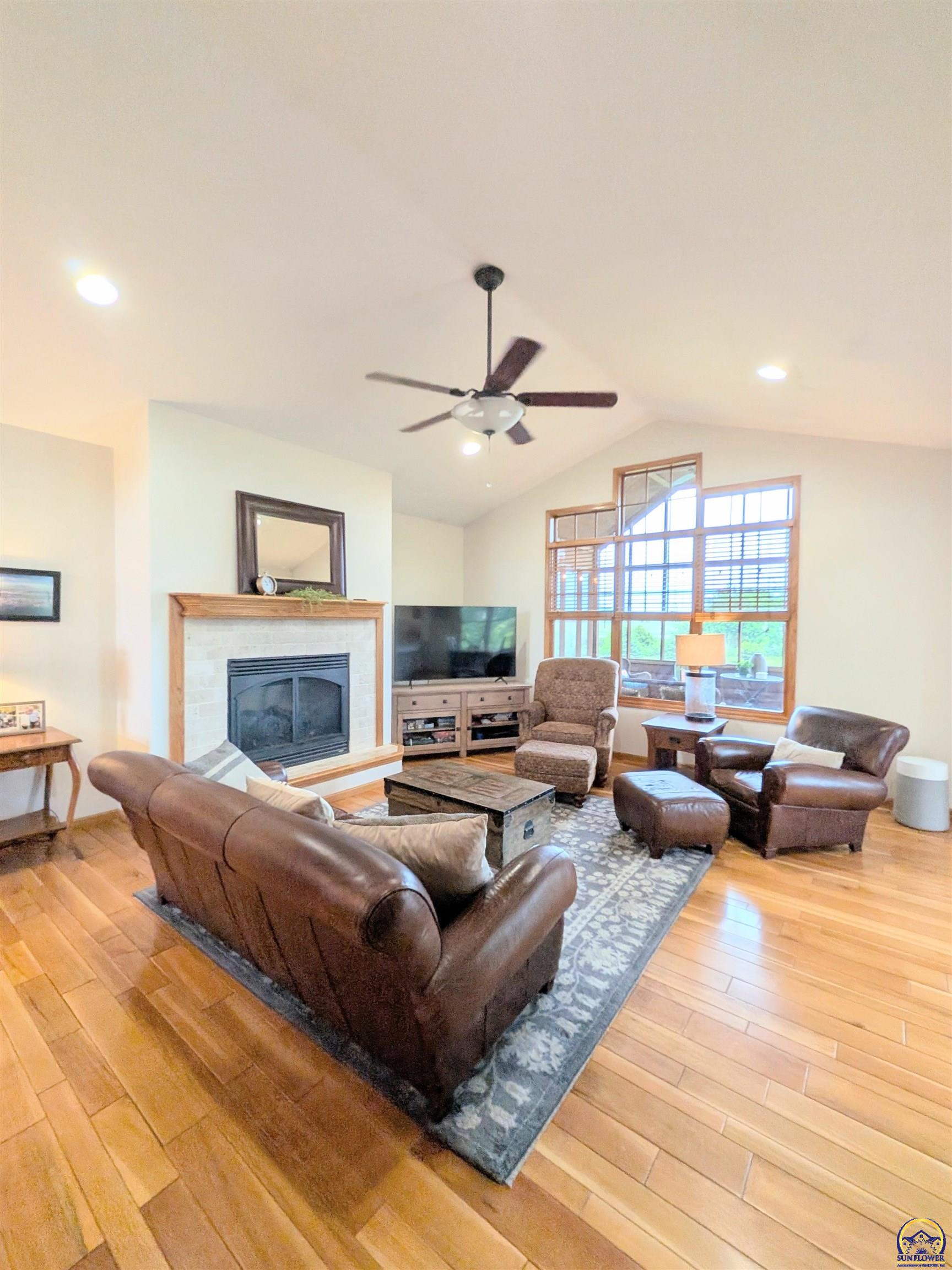 2334 Rd P Emporia, KS 66801 - Photo 10 of 93