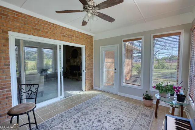 a view of a kitchen and dining room
