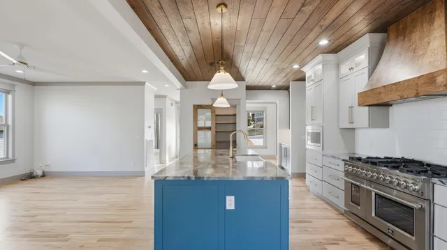 $725,000 | 7361 Sweet Magnolia Lane, Harrison, TN 37341